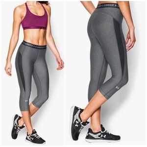 UNDER ARMOUR Women's HG Coolswitch Capri Work Out Leggings Tights